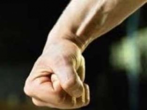 Նորաշենում 17-ամյա քաղաքացին ծեծի է ենթարկել դատախազության աշխատակցին